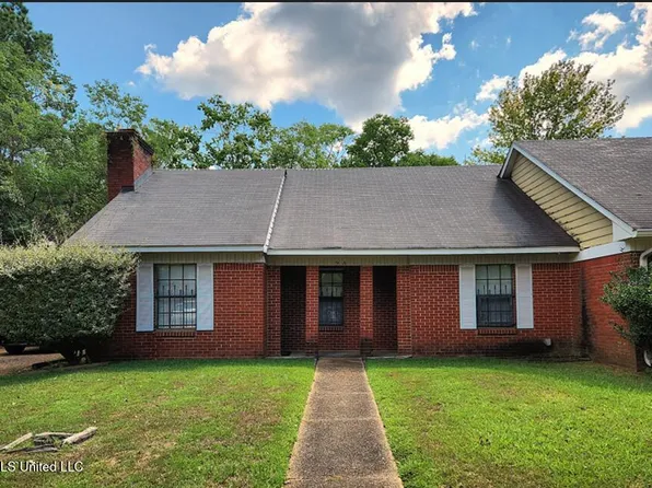9B River Oaks Pl, Jackson, MS 39211