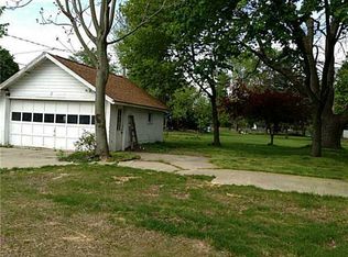 230 S Shoop Ave, Wauseon, OH 43567