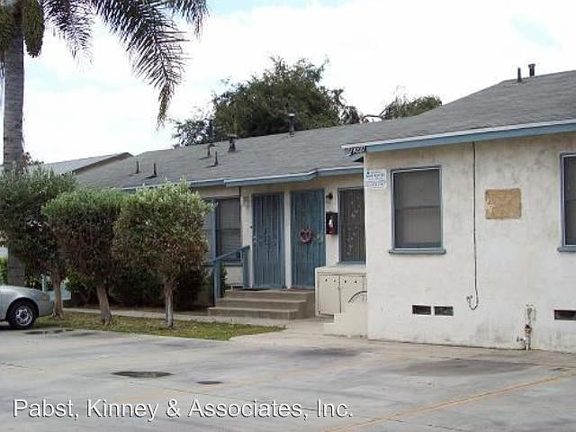 2nd image of 1435 E 7th St APT E