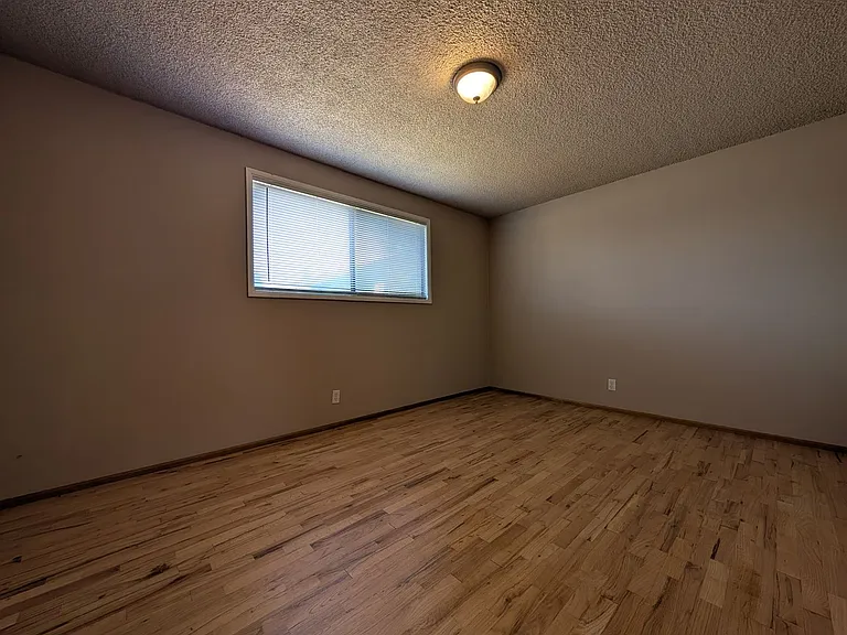2064 Centennial Blvd — Photo 14