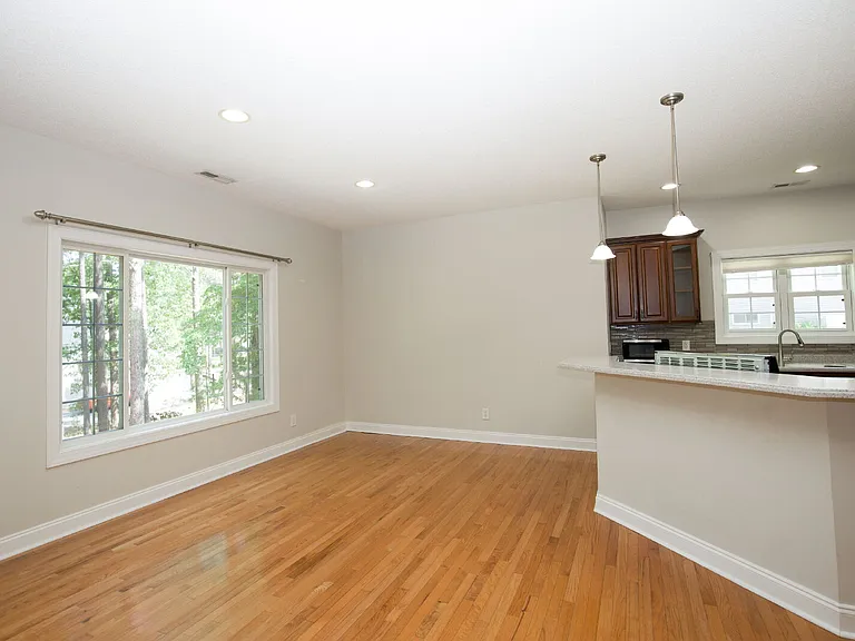 108 Fawnwood Dr — Photo 9