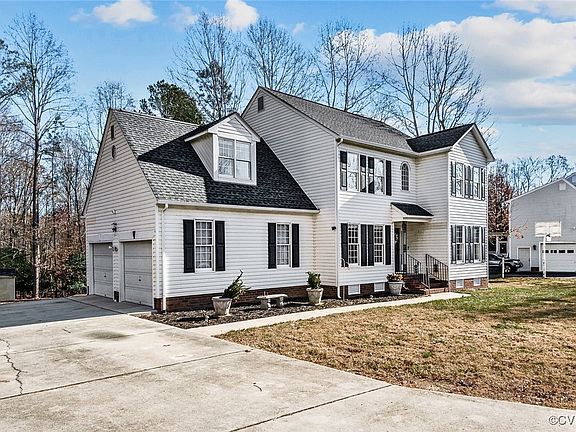 4th image of 14325 Woodland Hill Dr