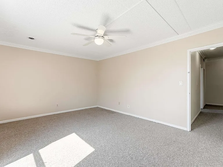 5311 Boulevard E #7 — Photo 23