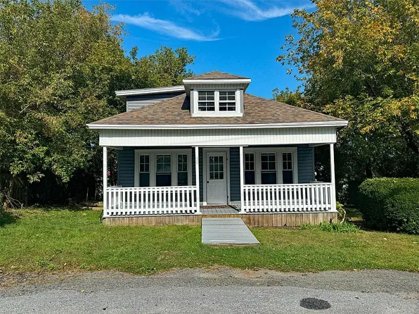 10 Dana Avenue, Rutland City, VT 05701