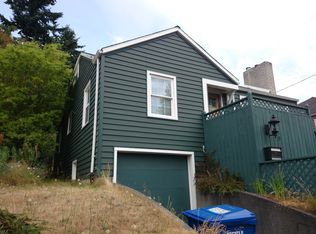 3710 SW Barton St, Seattle, WA 98126