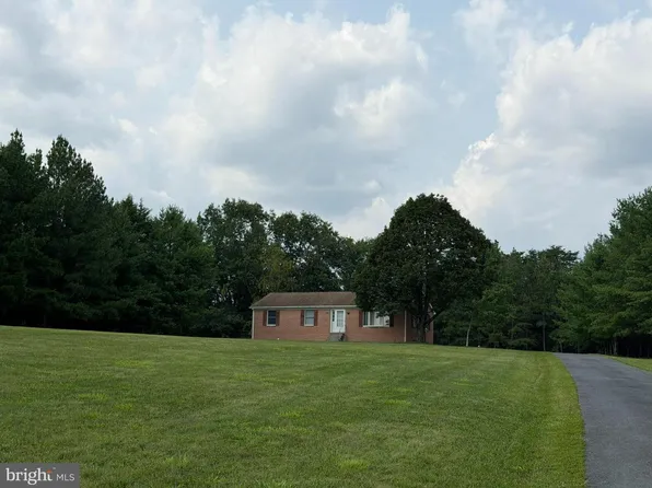 1480 Chestnut Grove Rd, Winchester, VA 22603