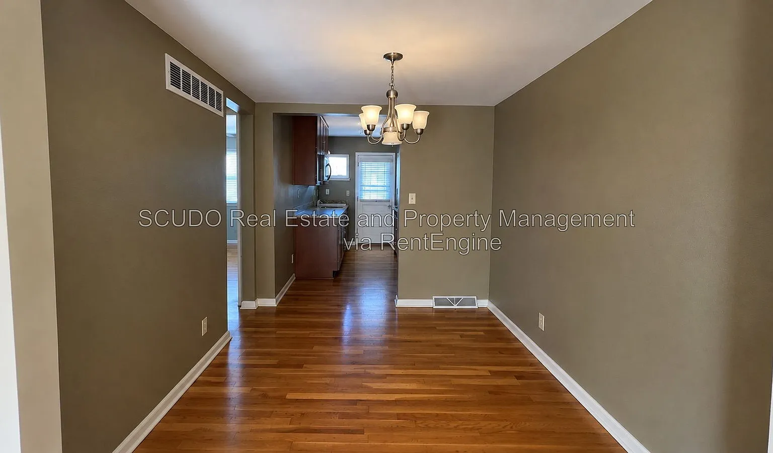 1 bed, 1.0 bath, $1,100 — Photo 3