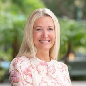 Jennifer Linehan