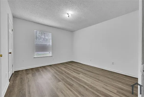 521 16th St SW #523 — Photo 12