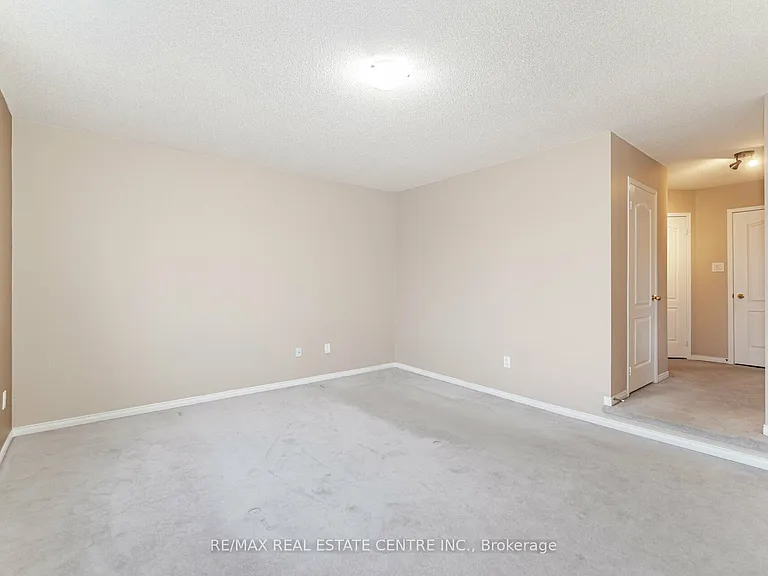 3727 Althorpe Cir — Photo 27