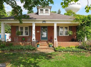 504 N Main St, Mount Airy, MD 21771