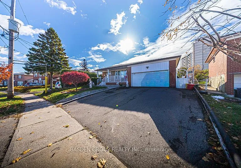 32 Forge Dr — Photo 1