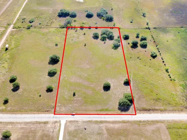 2184 Pintail Ln, Columbus, TX 78934