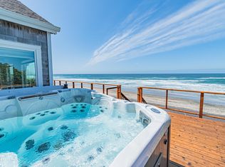 6727 NW Logan Rd, Lincoln City, OR 97367