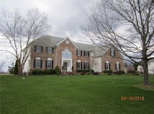 4 Applegate Ct, Cranbury, NJ 08512