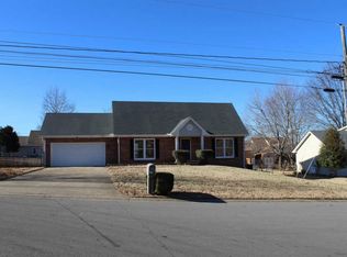 186 Lancashire Dr, Clarksville, TN 37043