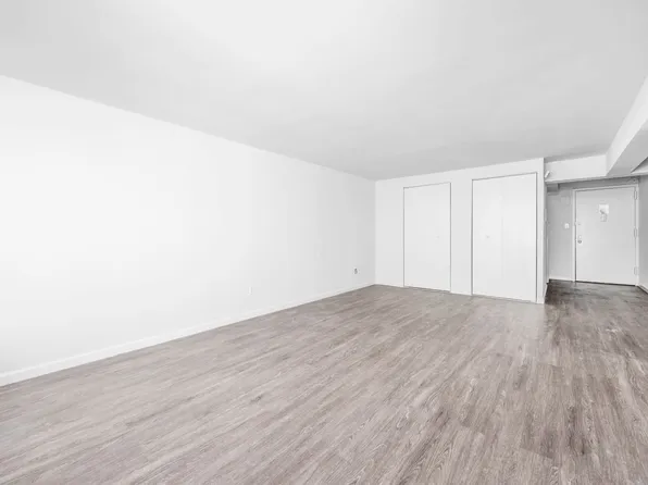 88 Fulton Street image 2 of 7