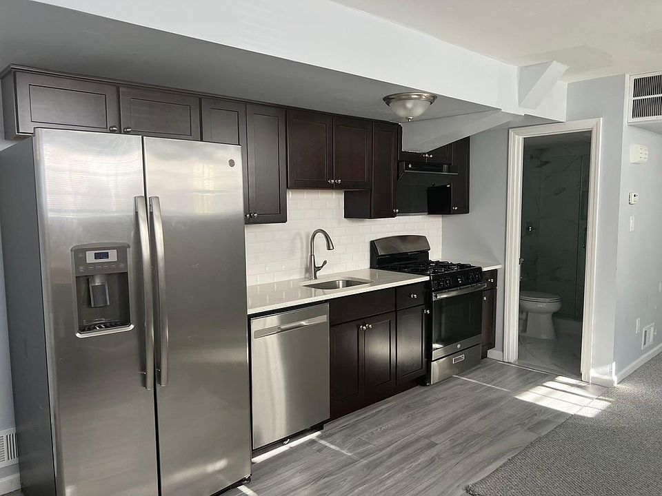 1st image of 38 Sharrotts Ln Floor 1