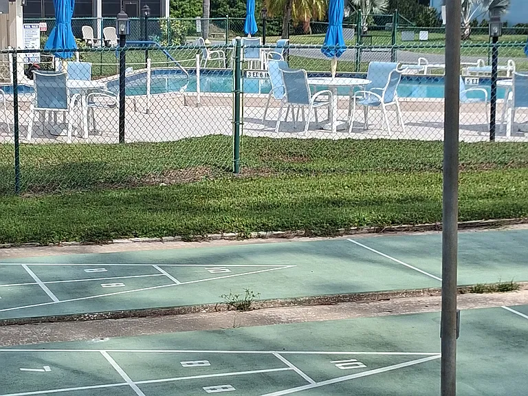 Heather Ridge Blvd — Photo 21