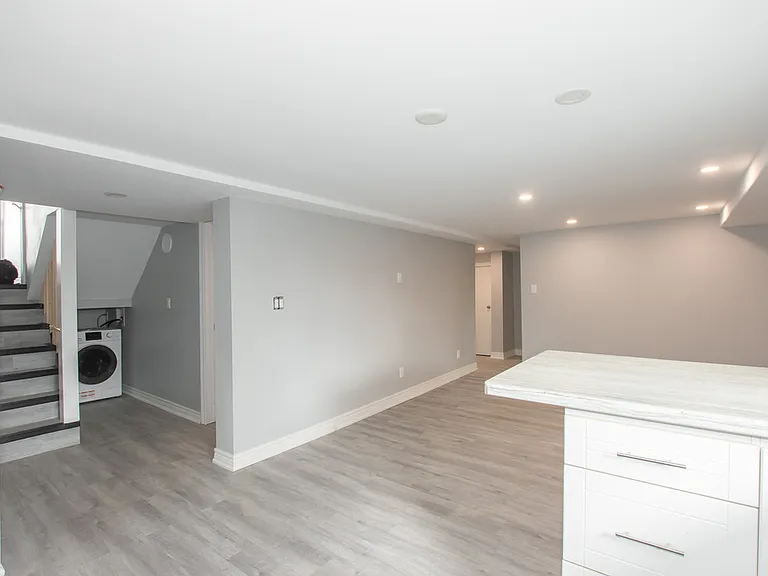 170 Southworth St N — Photo 9