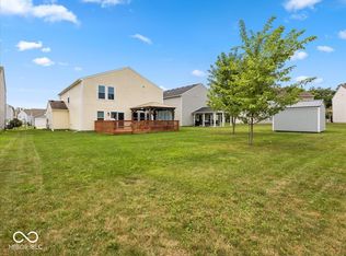 902 Westpointe Dr, Shelbyville, IN 46176
