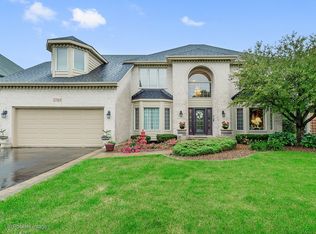 1749 Greene Ridge Dr, Naperville, IL 60565