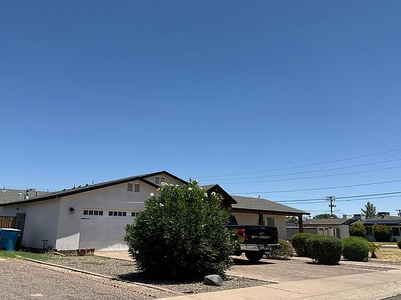 3rd image of 1802 W Indianola Ave