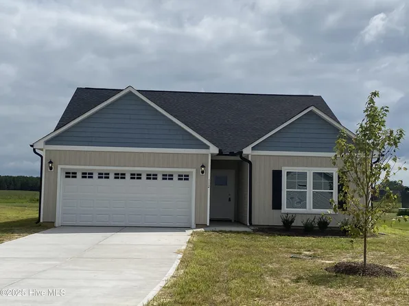 112 Chester Place, Pikeville, NC 27863