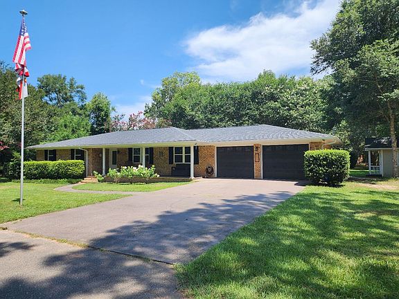 2nd image of 4840 Minnetonka St