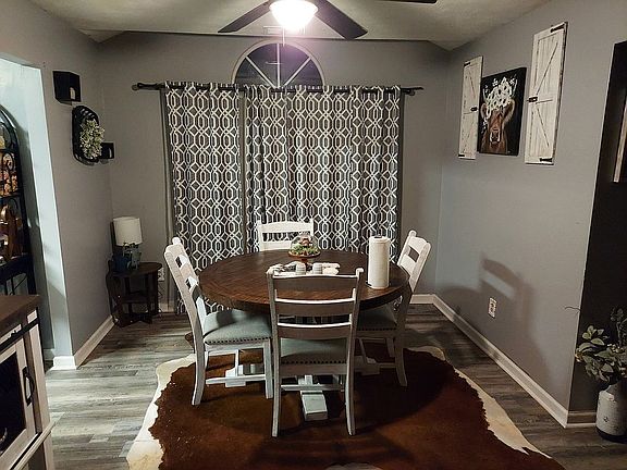 4th image of 13127 Warm Springs Rd