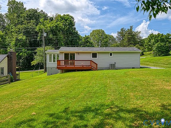 2nd image of 309 Ellis Dr