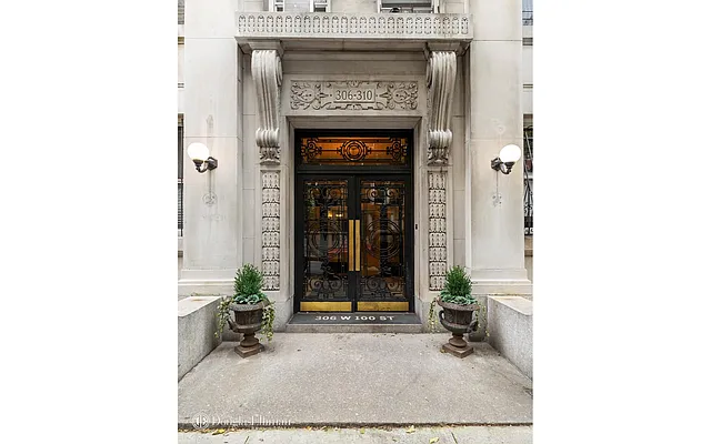 Sold by Douglas Elliman | media 20