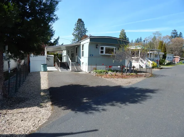22071 Highway 62 #33, Shady Cove, OR 97539