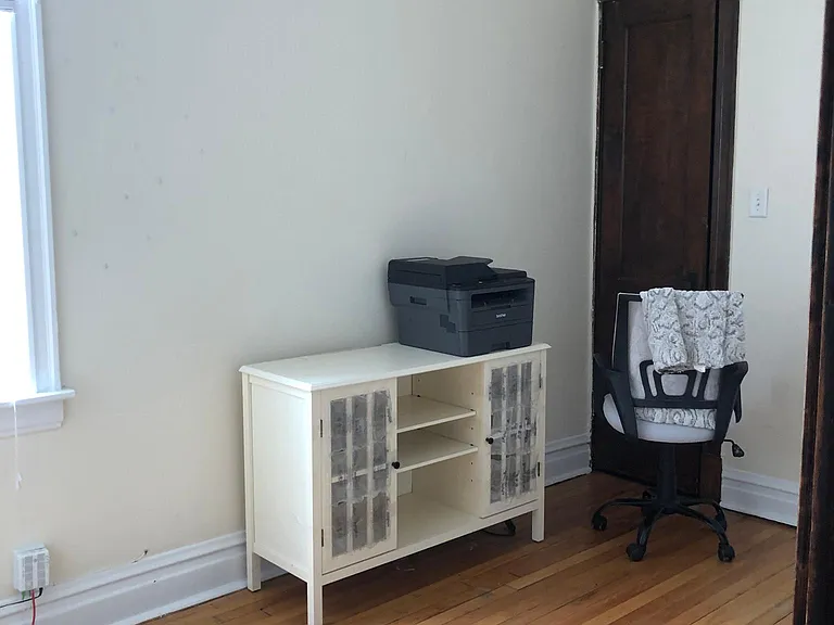 2448 W Walton St #3R — Photo 4