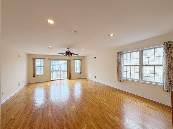3rd image of 319 E Ruby Ave #B