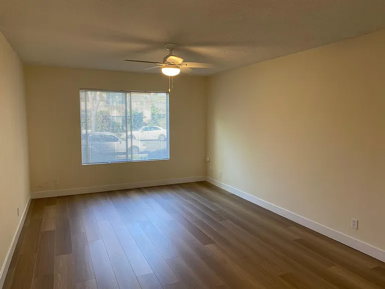 3340 Richland Dr #2 — Photo 2