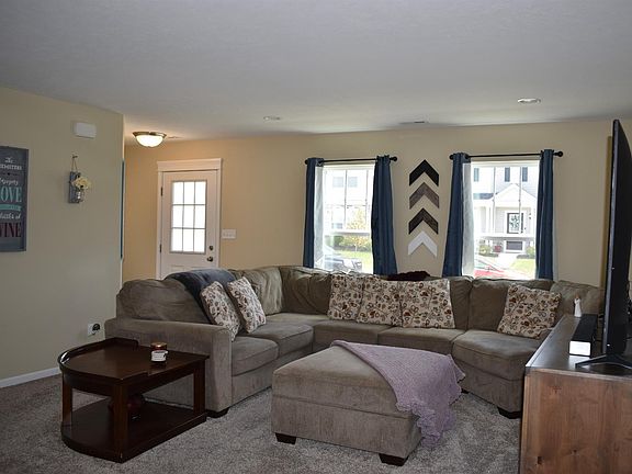 5th image of 10414 Imperial Pl