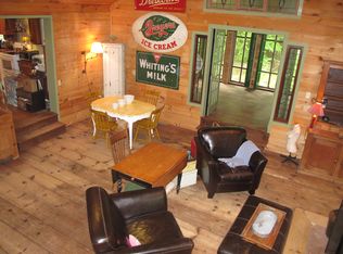 691 W Hill Rd, New Hartford, CT 06057