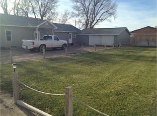 1006 N Main St, Syracuse, KS 67878