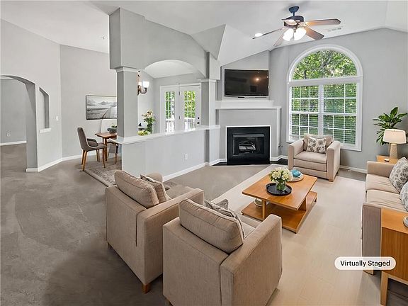 4th image of 4028 Orchard Hill Ter