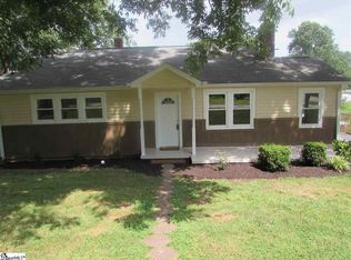 202 Powell St, Easley, SC 29640