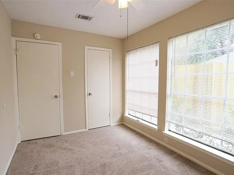 11011 Shadowfield Dr — Photo 7