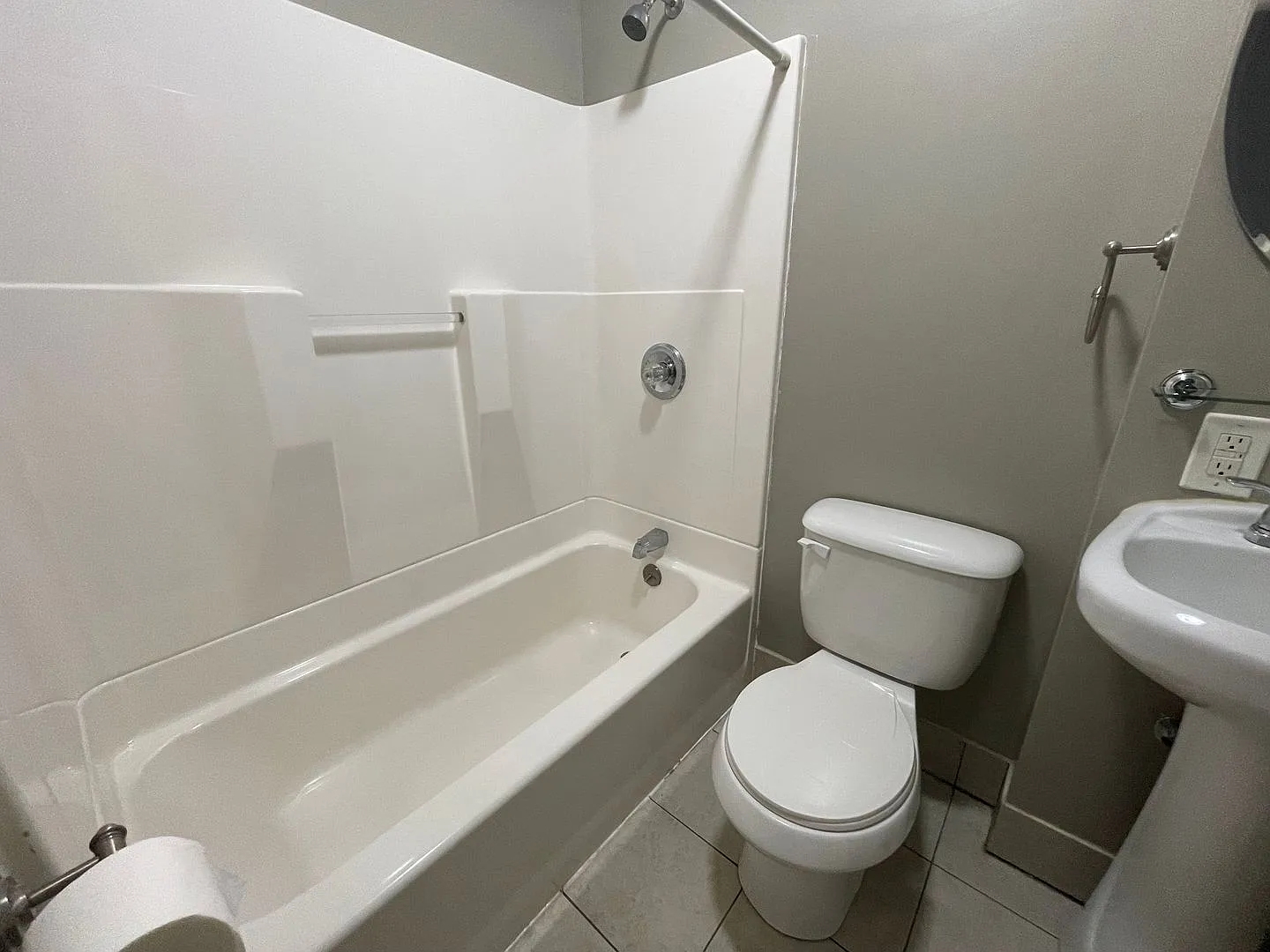 One Story House with a Partially Finished Basement — Photo 4