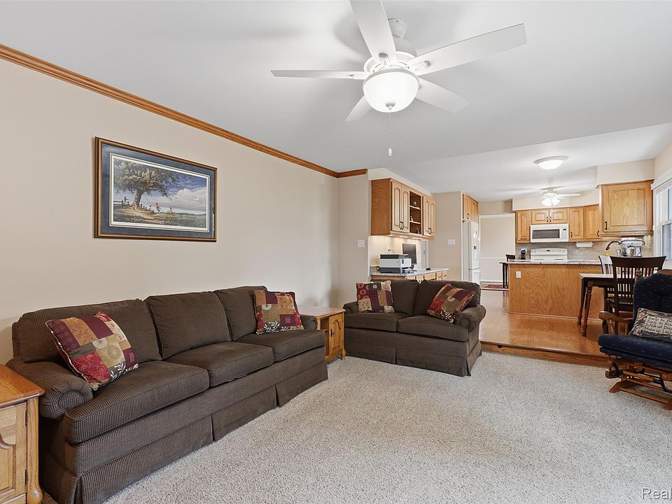 15338 Susanna Cir, photo 21