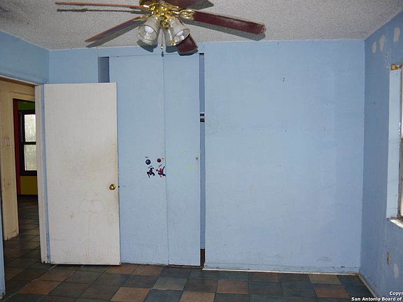 4th image of 463 E PALFREY ST