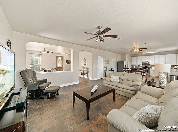 5th image of 11312 Denae Dr