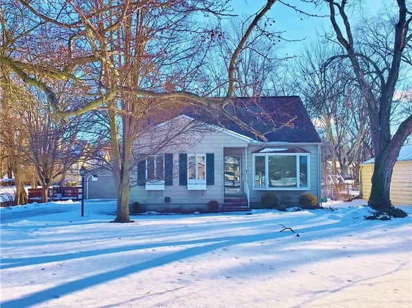 9003 Prospect Rd, Strongsville, OH 44136