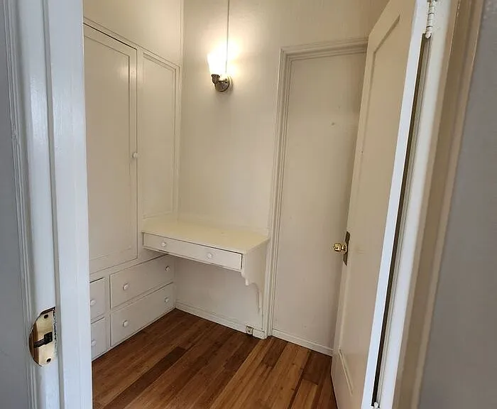 3802 Centre St #3 — Photo 11