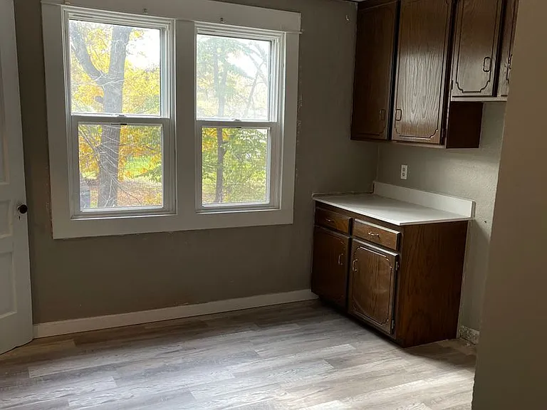 1135 Rainbow Dr — Photo 5
