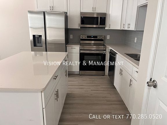 4th image of 8332 Triple Crown Dr